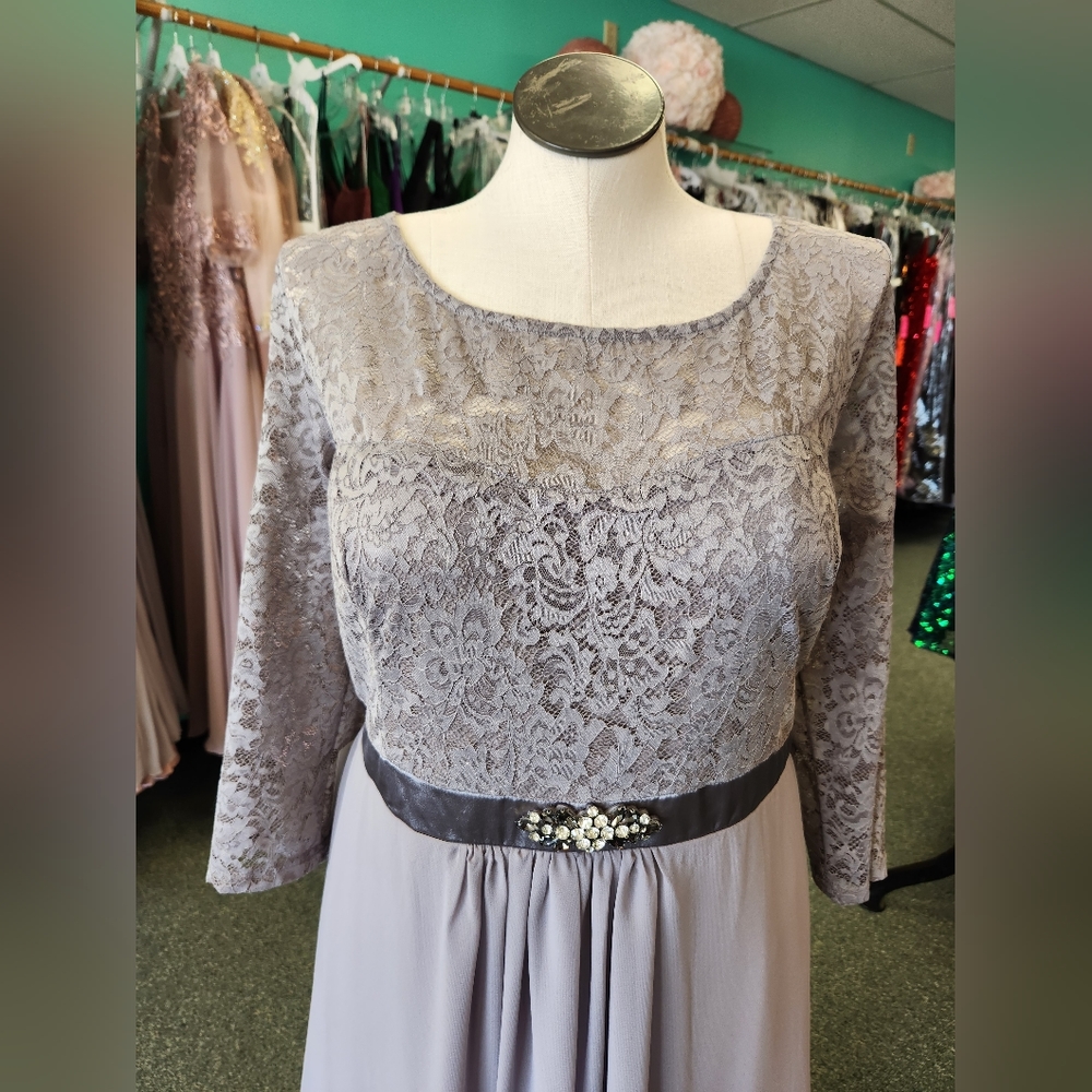 Mother's gown/Evening formal dress Lace Chiffon/Gray Size 26 Private Lab… - Picture 4 of 7